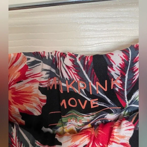 Mink PinkTropical Print Leggings - Picture 8 of 9